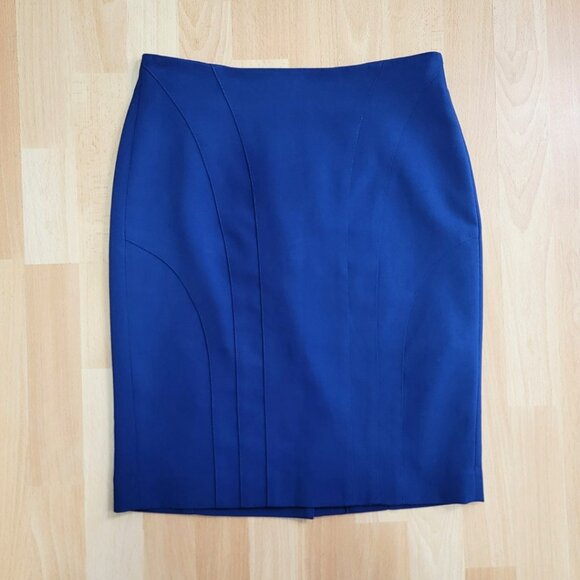 Banana Republic Navy Blue Stretch Pencil Skirt with Curved Seam Lines | … - Picture 1 of 7